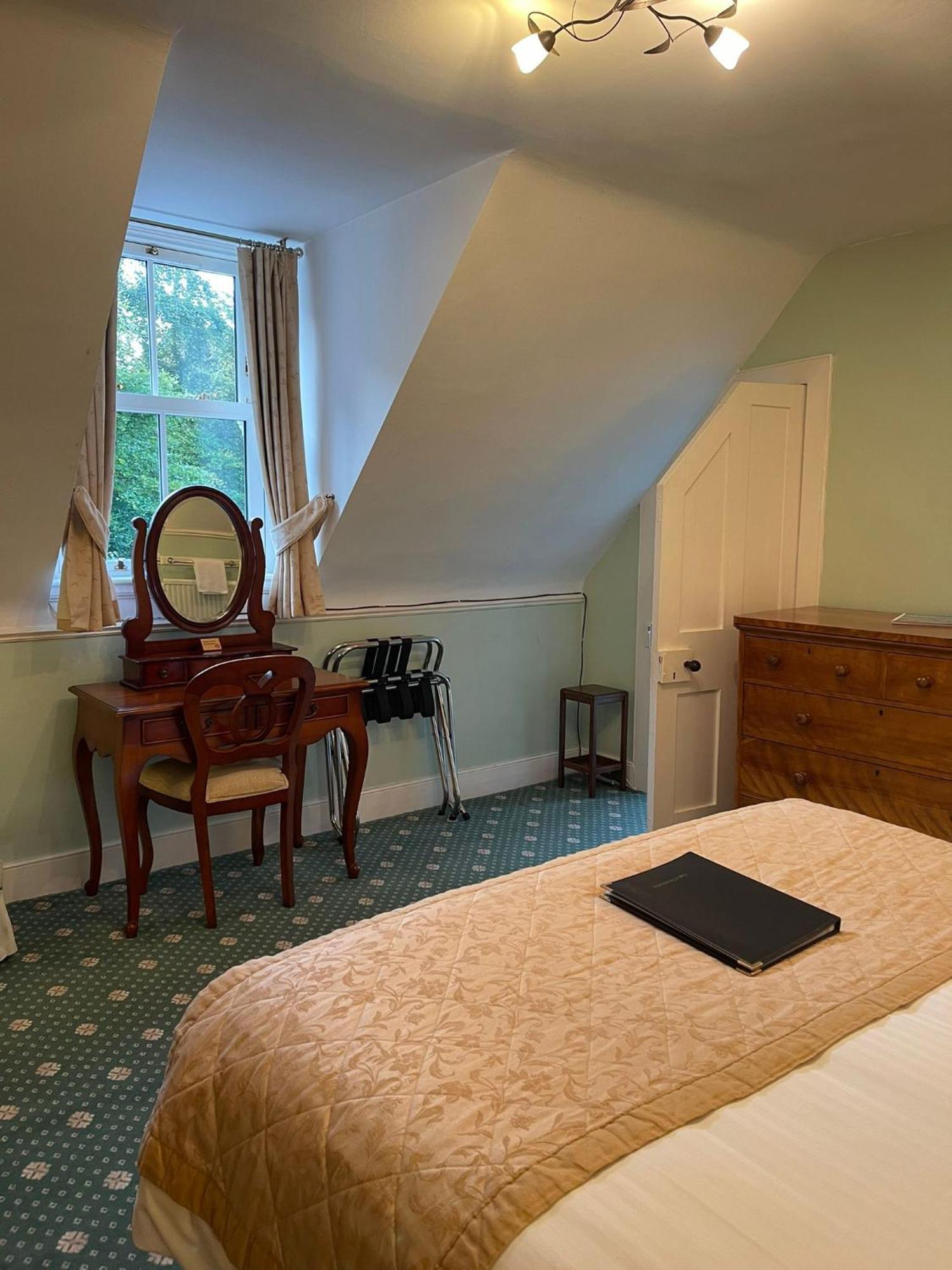 Ravenscourt House, Guest House Grantown-on-Spey Стая снимка