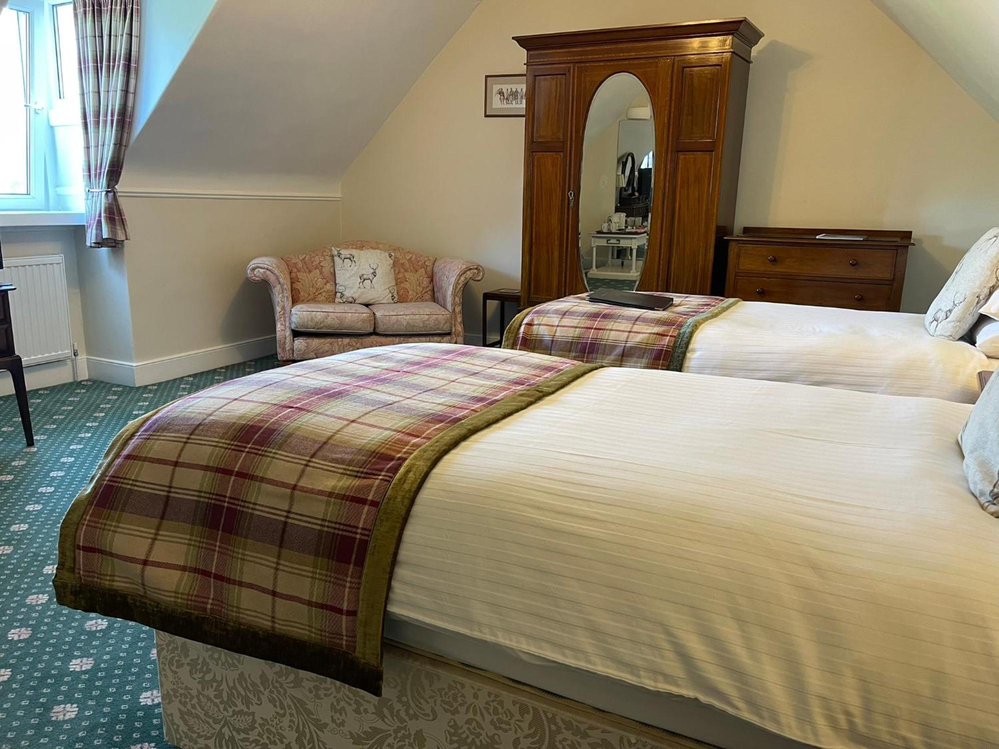 Ravenscourt House, Guest House Grantown-on-Spey Екстериор снимка
