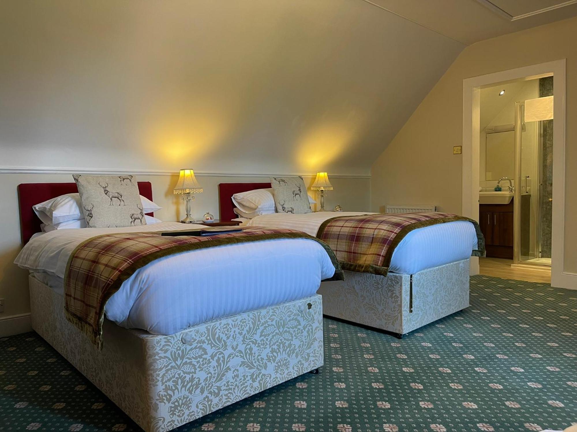 Ravenscourt House, Guest House Grantown-on-Spey Екстериор снимка