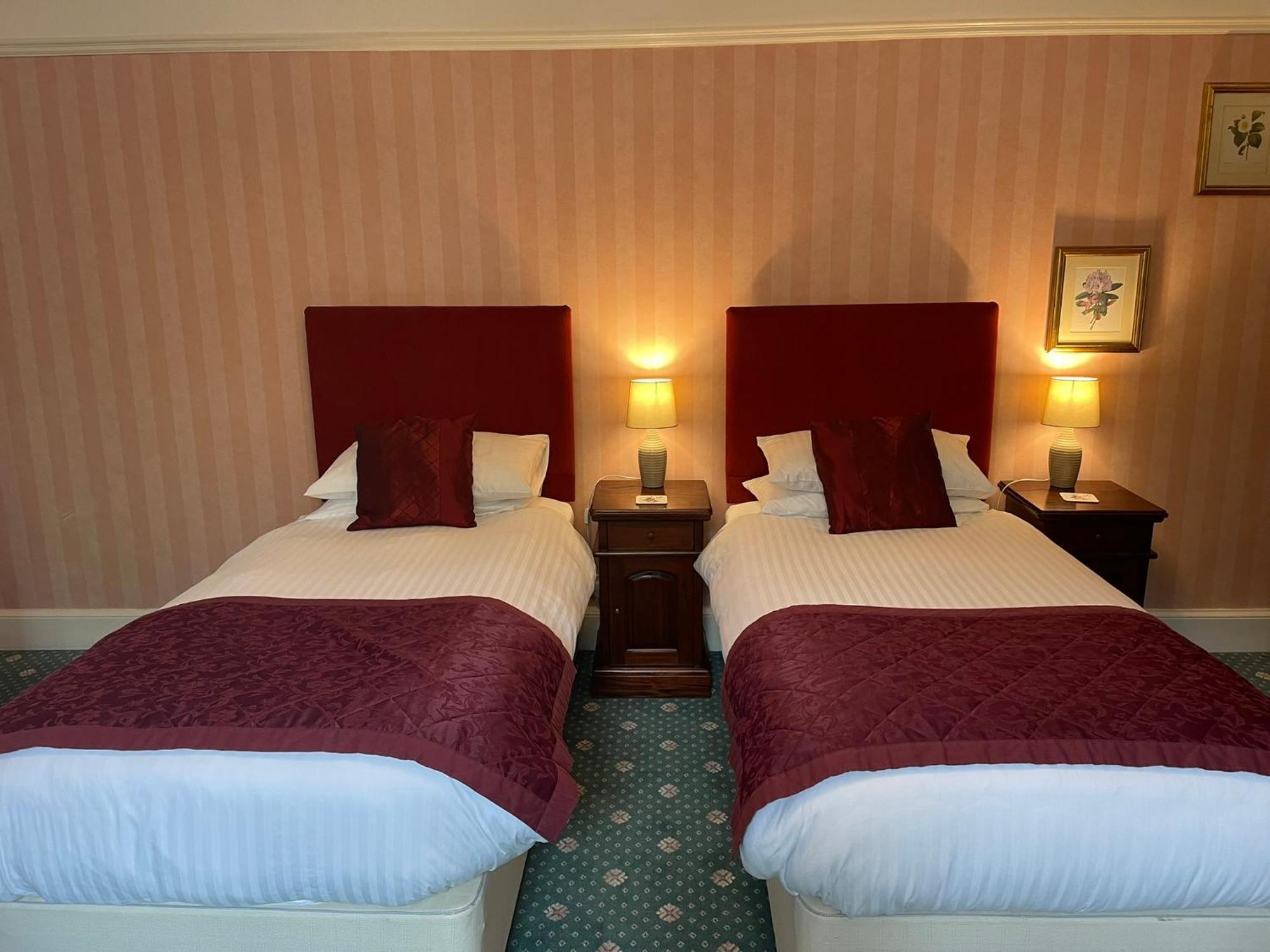 Ravenscourt House, Guest House Grantown-on-Spey Екстериор снимка