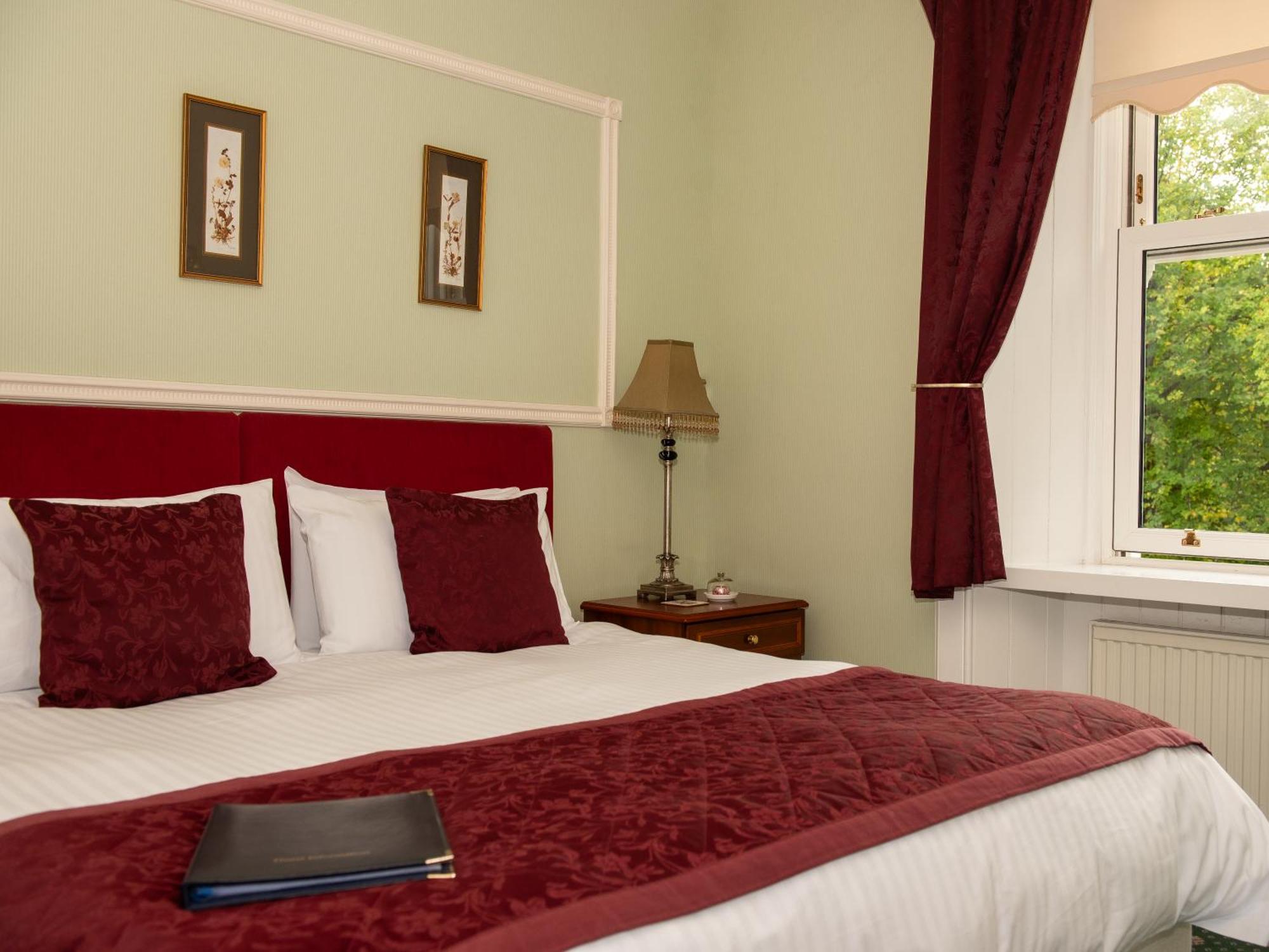Ravenscourt House, Guest House Grantown-on-Spey Екстериор снимка