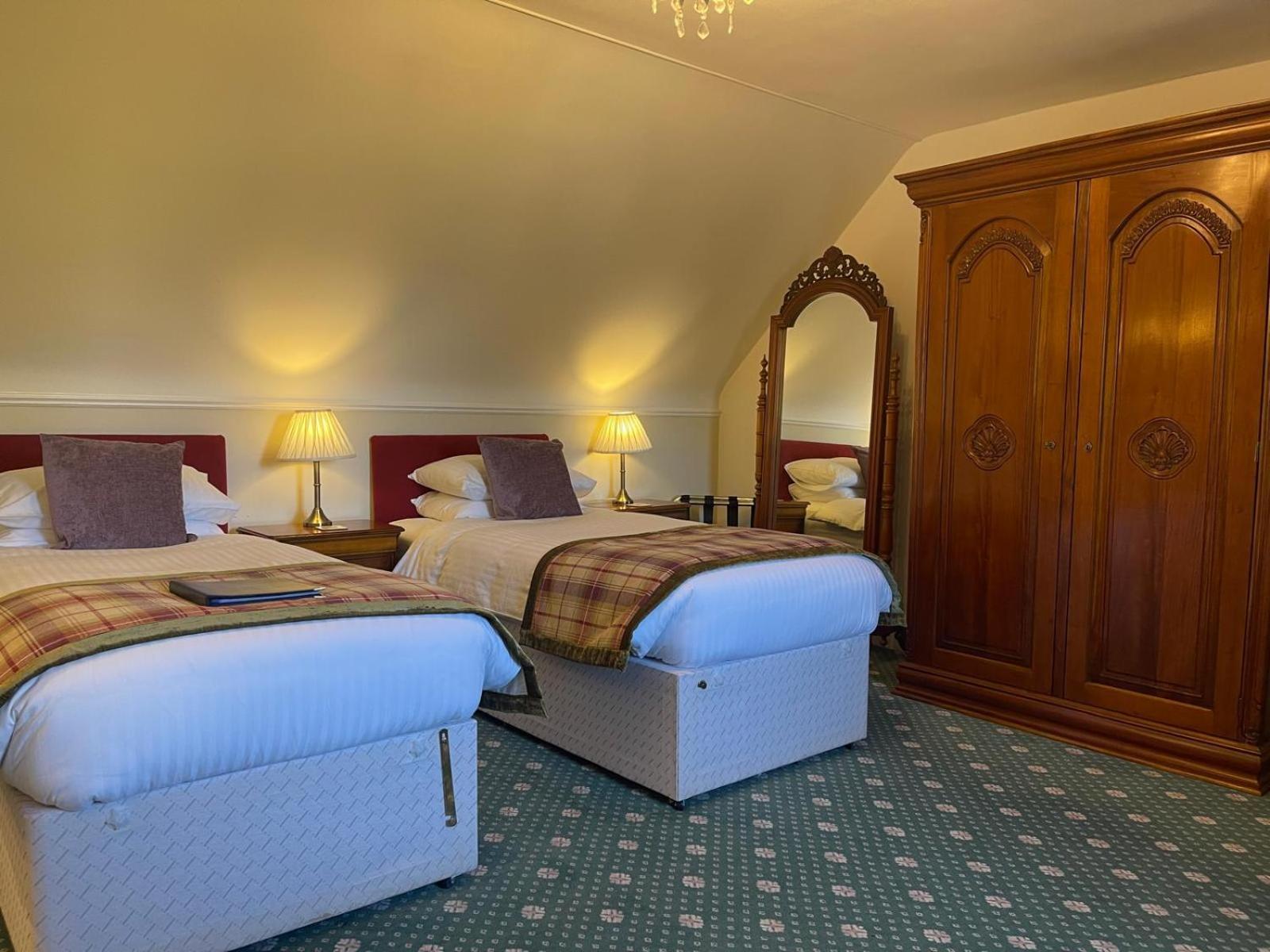 Ravenscourt House, Guest House Grantown-on-Spey Екстериор снимка