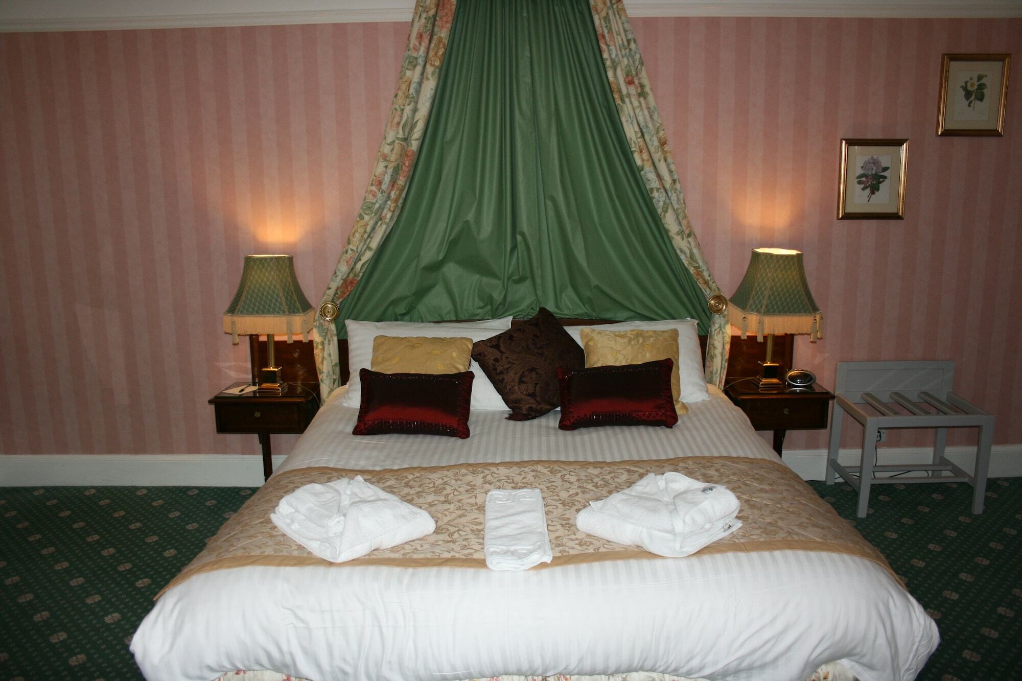 Ravenscourt House, Guest House Grantown-on-Spey Екстериор снимка
